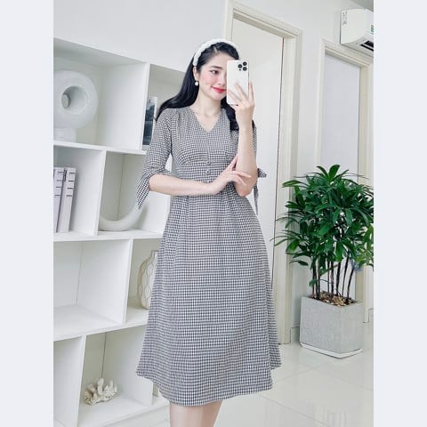  Đầm xòe caro cổ tim tay lỡ thời trang Eden - D501 